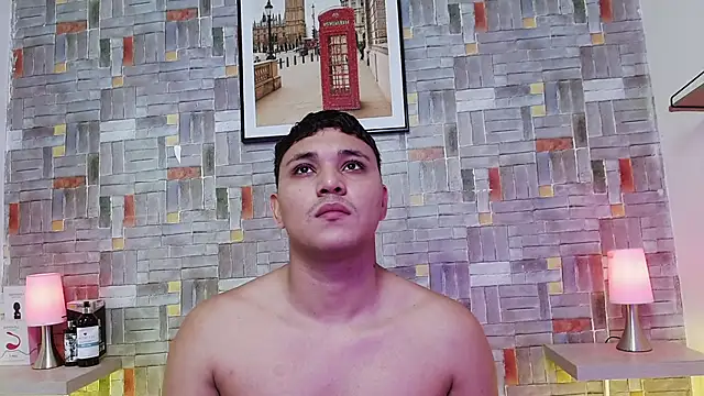 couple lovelyds online show from October 2025 08:32:01 PM