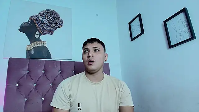 couple lovelyds online show from October 2025 09:04:02 PM