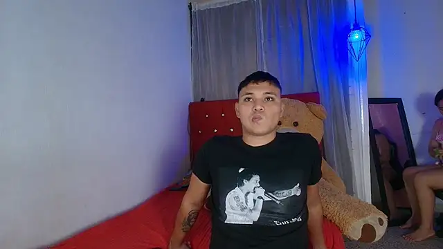 couple lovelyds online show from September 2025 08:26:02 PM