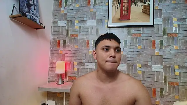 couple lovelyds online show from December 2025 09:04:02 PM