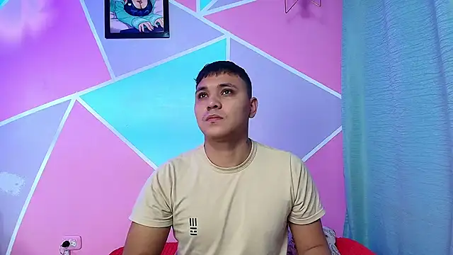 couple lovelyds online show from January 2026 01:29:02 PM