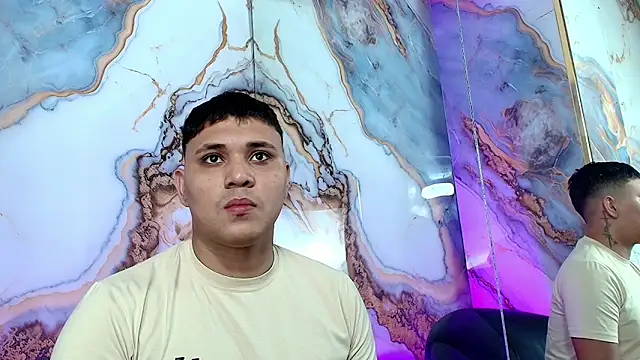 couple lovelyds online show from February 2026 09:12:01 PM