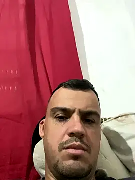 Vaguinhowqs online show from October 2025 04:30:02 PM