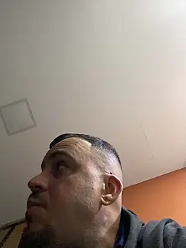 Vaguinhowqs online show from October 2025 09:37:01 PM