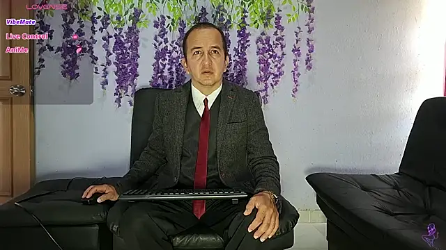 yazforeSolo online show from February 2026 01:55:02 PM