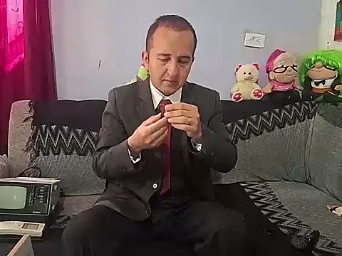 yazforeSolo online show from September 2025 02:15:01 PM