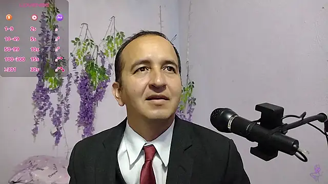 yazforeSolo online show from September 2025 03:18:01 PM