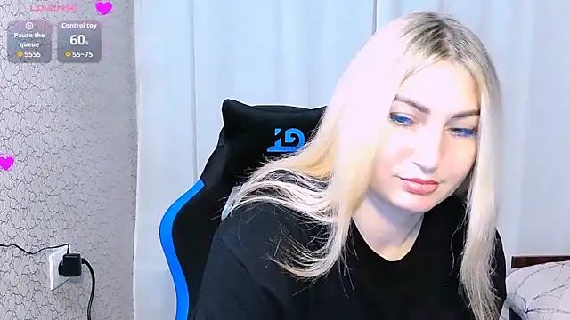 JaneLaJewel online show from November 2025 05:38:01 PM