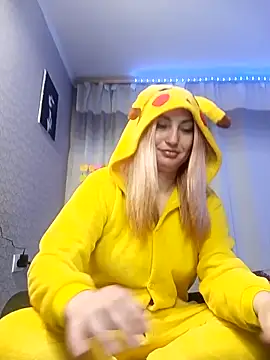 Snapshot of JaneLaJewel chatting on May 2026 08:56:01 PM JaneLaJewel online show from May 2026 08:56:01 PM