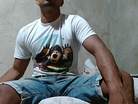 fernandez latinblackk online show from November 2025 02:01:02 AM