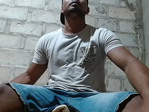 fernandez latinblackk online show from October 2025 05:26:01 AM