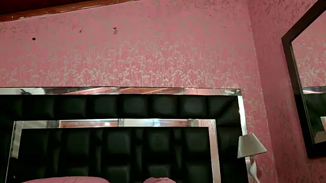 Sofia martiin online show from October 2025 03:05:02 AM