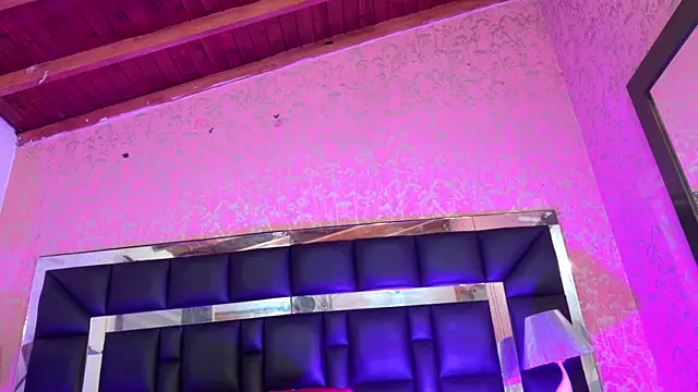 Sofia martiin online show from November 2025 03:10:02 AM