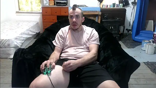 ScubaStevex online show from March 2025 05:22:01 PM