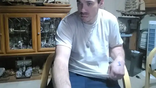 ScubaStevex online show from April 2026 09:05:02 AM