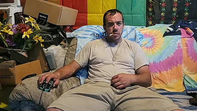 ScubaStevex online show from June 2026 04:44:02 PM