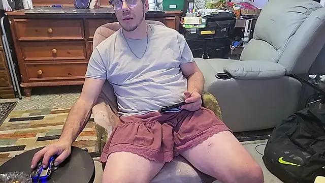 Snapshot of ScubaStevex chatting on December 2025 05:56:02 AM ScubaStevex online show from December 2025 05:56:02 AM