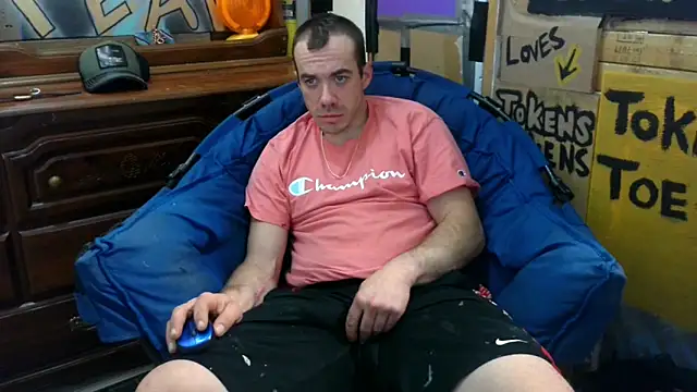 ScubaStevex online show from February 2025 03:35:01 PM