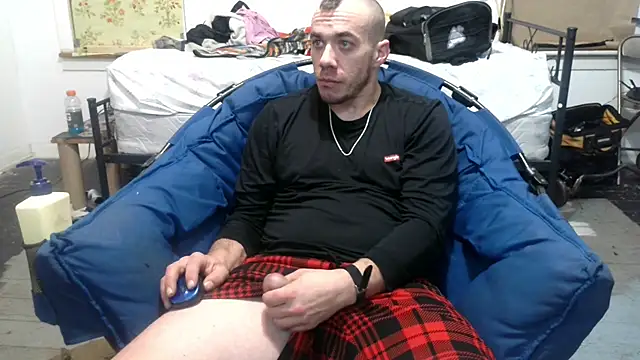 ScubaStevex online show from February 2025 06:25:02 AM