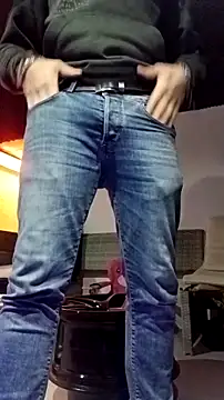 Danny22333 online show from October 2025 05:56:01 PM