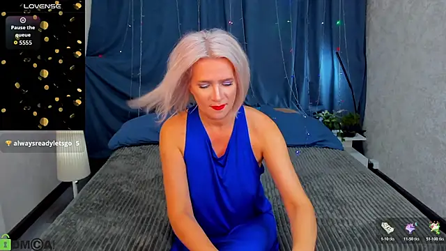 Luna  Lewis online show from November 2025 09:13:01 AM