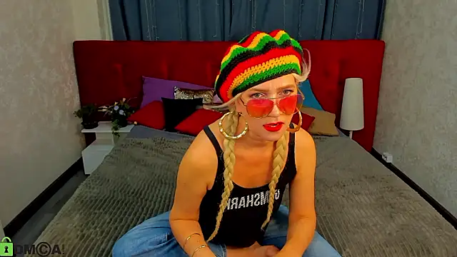 Luna  Lewis online show from February 2026 09:39:02 AM