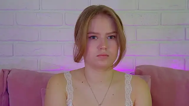 SelinSwarovski online show from January 2026 04:32:01 PM