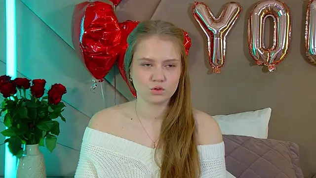 SelinSwarovski online show from February 2026 04:49:01 PM