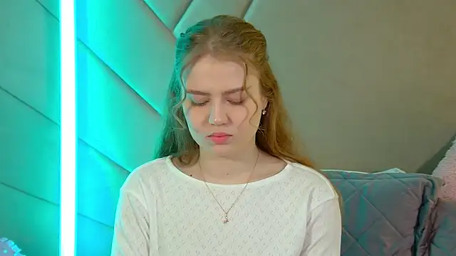 SelinSwarovski online show from March 2026 03:56:02 PM