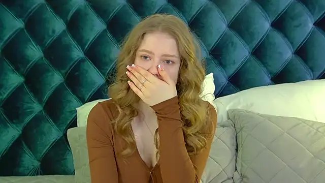 SelinSwarovski online show from April 2026 04:21:01 PM