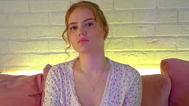 SelinSwarovski online show from February 2026 03:45:02 PM