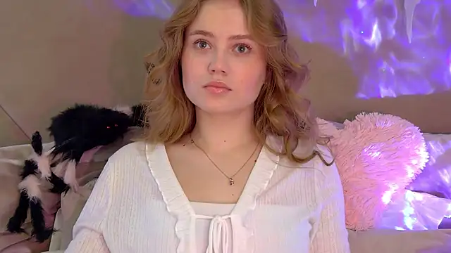 SelinSwarovski online show from October 2025 05:12:01 PM