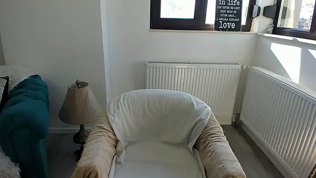 Arya Shinex online show from November 2025 08:40:02 AM