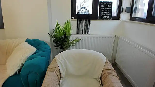 Arya Shinex online show from February 2026 08:32:02 AM