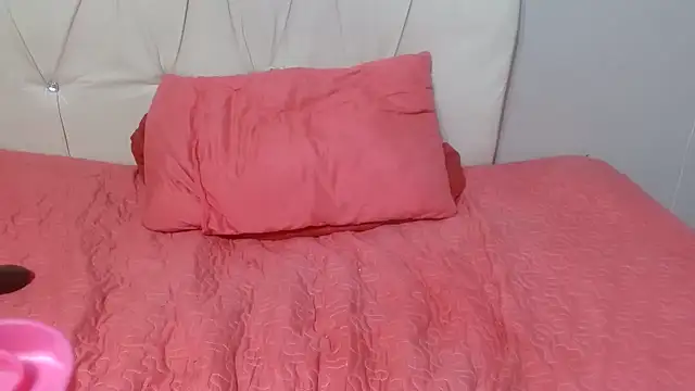 AuntyBigMadam87 online show from September 2025 06:48:02 AM