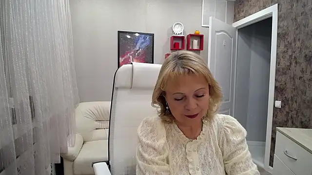 Snapshot of Milla_Cutie18 chatting on October 2025 04:55:02 AM Milla Cutie18 online show from October 2025 04:55:02 AM