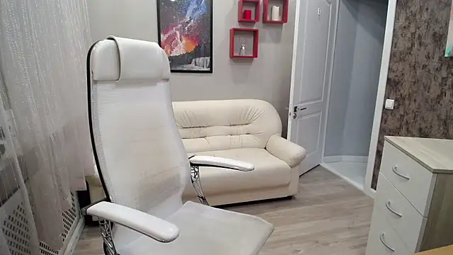 Snapshot of Milla_Cutie18 chatting on October 2025 05:06:01 AM Milla Cutie18 online show from October 2025 05:06:01 AM