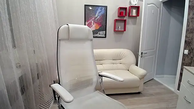 Milla Cutie18 online show from January 2026 05:47:01 AM