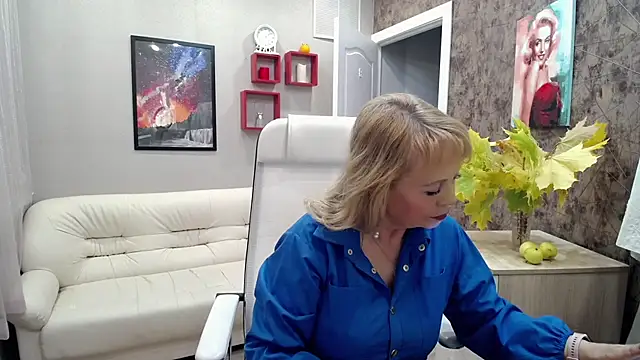 Snapshot of Milla_Cutie18 chatting on September 2025 05:46:02 AM Milla Cutie18 online show from September 2025 05:46:02 AM