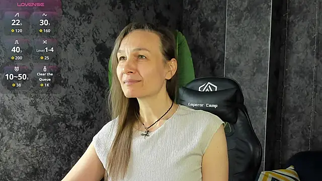 Lillian White online show from May 2026 01:07:01 AM