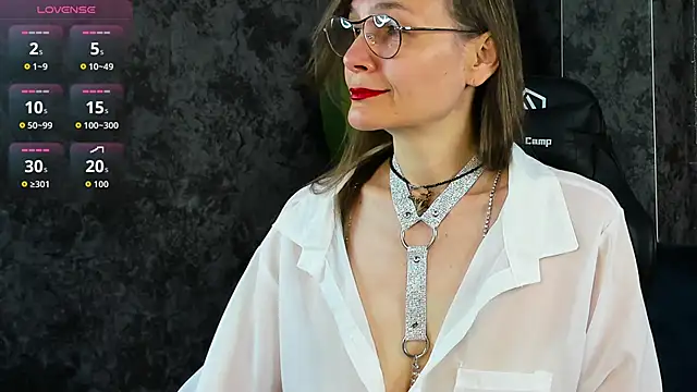 Lillian White online show from May 2026 12:59:01 AM
