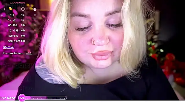 ZaraReignn online show from February 2026 08:52:02 PM