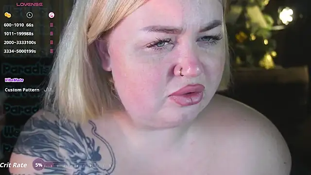 ZaraReignn online show from December 2025 08:31:02 PM