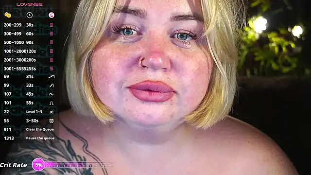 ZaraReignn online show from November 2025 09:08:01 PM