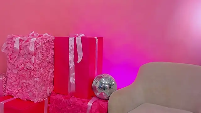 Bunnywow online show from December 2024 01:38:02 PM