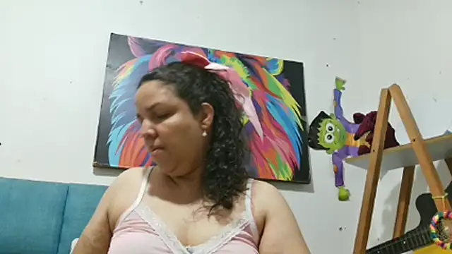 karabellie online show from December 2025 12:17:02 PM