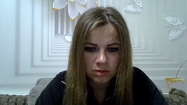 TinaFun4u online show from April 2026 07:59:02 PM