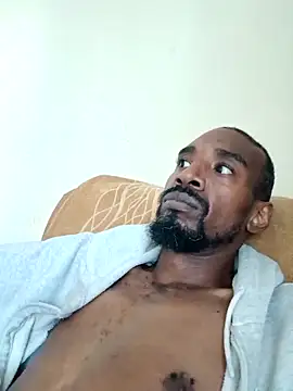 Snapshot of ElJudah7 chatting on November 2025 09:15:01 PM ElJudah7 online show from November 2025 09:15:01 PM