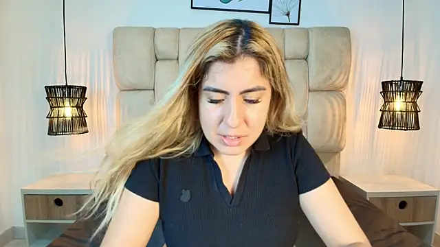 AdharaSmithh online show from June 2026 10:51:02 PM