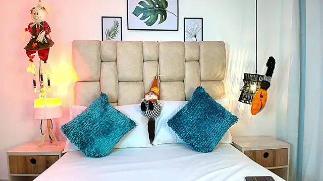 AdharaSmithh online show from October 2025 07:21:01 PM